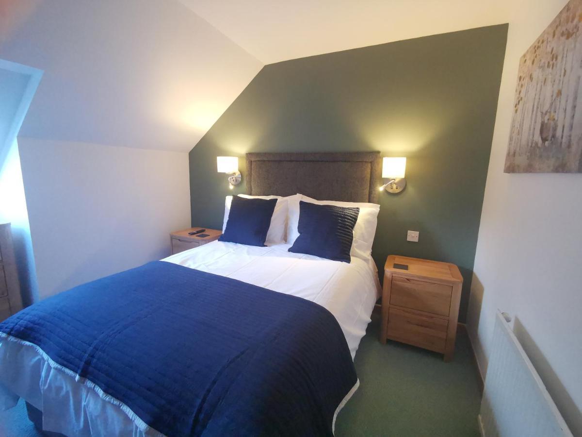 Lochbroom Lodge Ullapool Exterior foto
